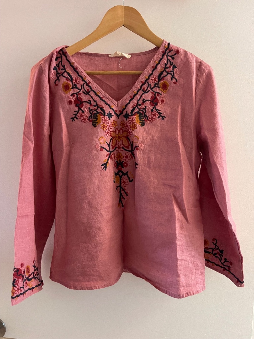 Ladies Linen Solitaire Blouse / Sized Small